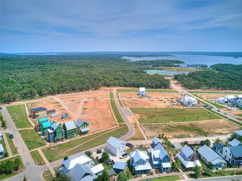 61 S Center Ln, Carlton Landing, OK 74432