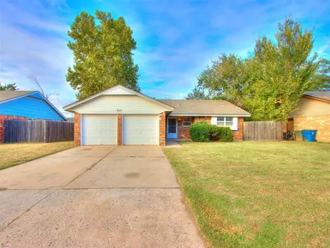 815 W 8th St, Edmond, OK 73003