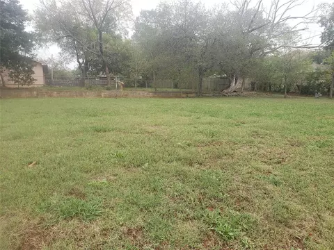 504 E Main St, Tecumseh, OK 74873 photo 3