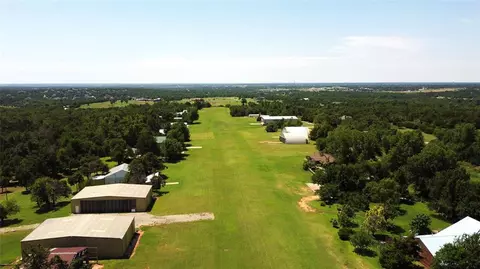 12801 Kittyhawk Ln, Edmond, OK 73034