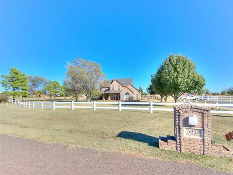 5600 Regan Rd, Mustang, OK 73064