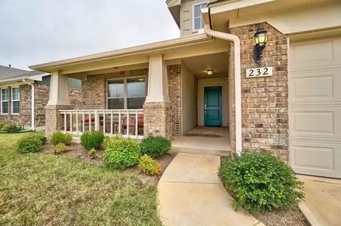 232 Evermore Ln, Yukon, OK 73099 photo 9
