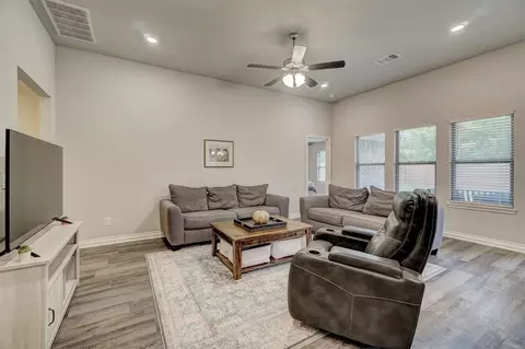 232 Evermore Ln, Yukon, OK 73099 photo 14