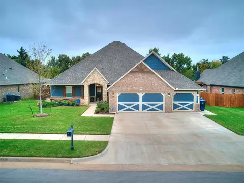 512 NW 184th Ter, Edmond, OK 73012