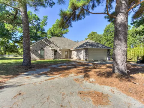 325 N Richards Ave, Midwest City, OK 73130