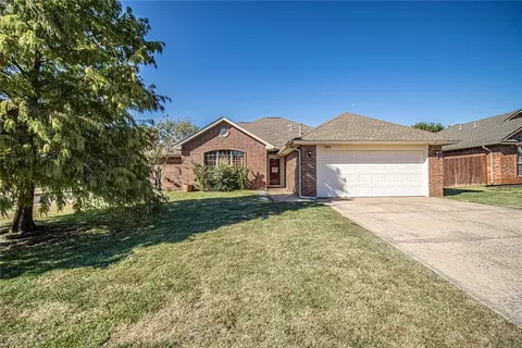 2801 Prescott Pl, Edmond, OK 73013