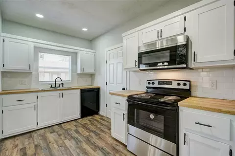 514 E 9th St, Chandler, OK 74834 photo 12