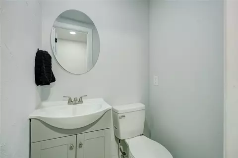 514 E 9th St, Chandler, OK 74834 photo 32