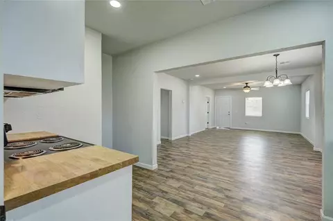 514 E 9th St, Chandler, OK 74834 photo 16