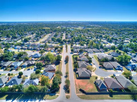 805 Old Bugle Rd, Edmond, OK 73003 photo 36