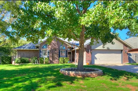 805 Old Bugle Rd, Edmond, OK 73003 photo 1