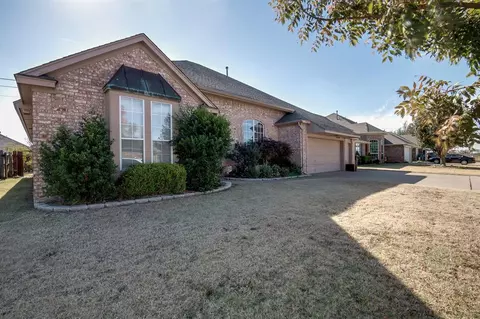 8916 NW 115th St, Oklahoma City, OK 73162