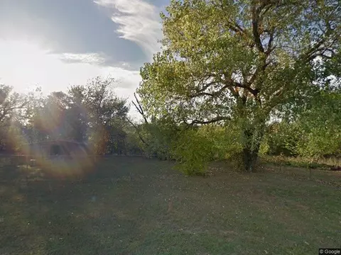 8417 Main St, Spencer, OK 73084