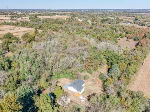 307 N 9th St, Mcloud, OK 74851 photo 39
