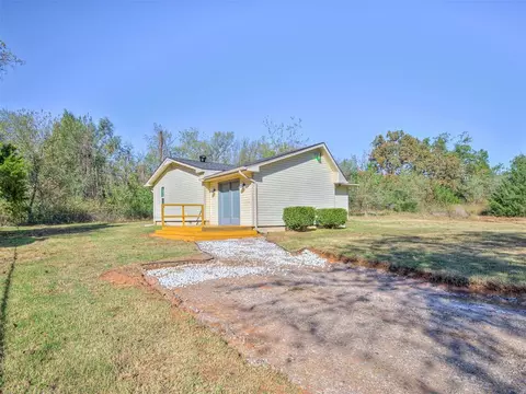 307 N 9th St, Mcloud, OK 74851 photo 6