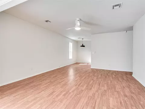 307 N 9th St, Mcloud, OK 74851 photo 8