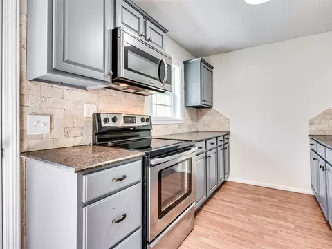 307 N 9th St, Mcloud, OK 74851 photo 13