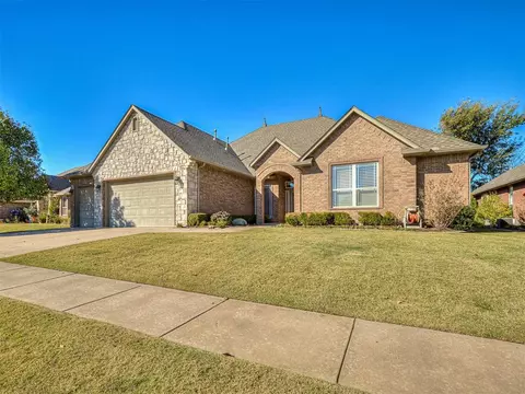 11425 Fairways Ave, Yukon, OK 73099