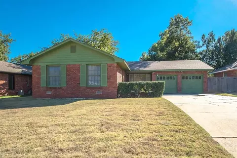2604 Huntleigh Dr, Oklahoma City, OK 73120