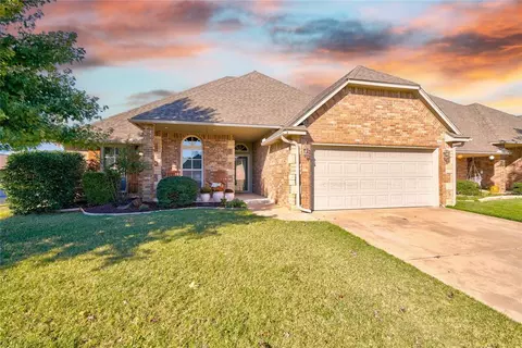 12221 Fox Hill Way, Oklahoma City, OK 73173