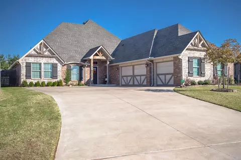 18916 Hill Valley Way, Edmond, OK 73012