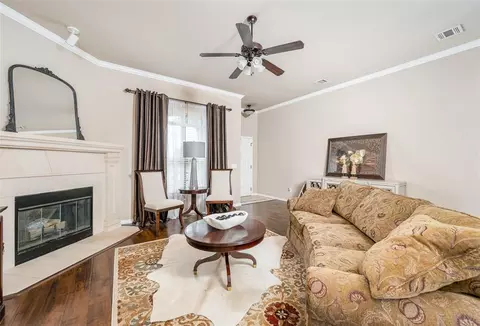 712 Apple Tree Ln, Moore, OK 73160 photo 4