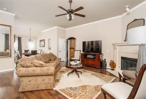 712 Apple Tree Ln, Moore, OK 73160 photo 3