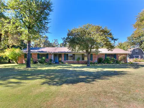 6209 Whispering Oak Dr, Edmond, OK 73034