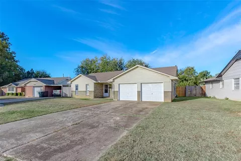 114 Beacon Cir, Norman, OK 73071 photo 2