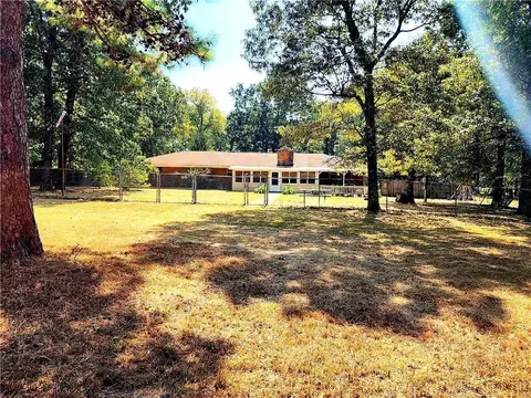 363 Sweet Home Rd, Broken Bow, OK 74728