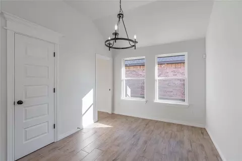 643 Hackberry Ln, Washington, OK 73093 photo 7
