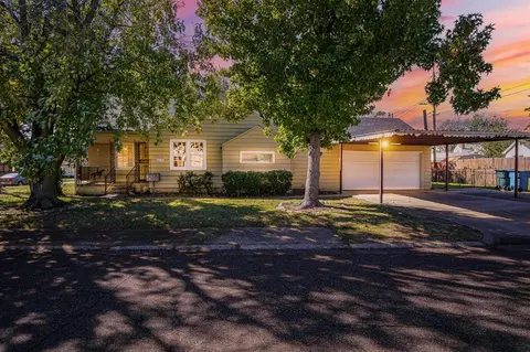 201 W Douglas Dr, Midwest City, OK 73110