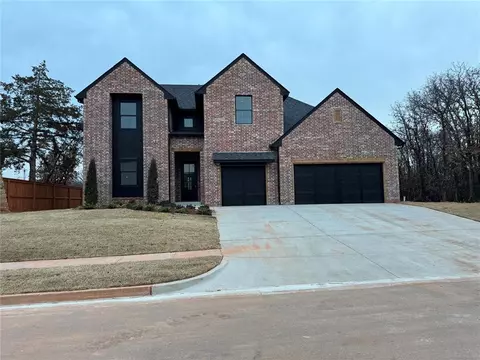 3217 Stone Hill Trl, Edmond, OK 73034