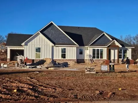 5235 N Oakwood Dr, Noble, OK 73068
