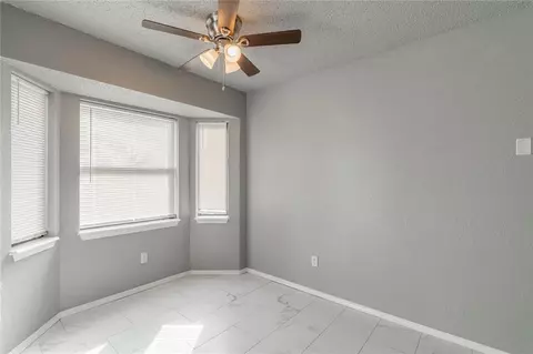1036 NE 9th St, Moore, OK 73160 photo 7