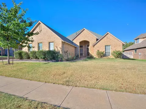 16213 Scissortail Dr, Edmond, OK 73013