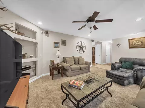 29390 Lake Dr, Mcloud, OK 74851 photo 3