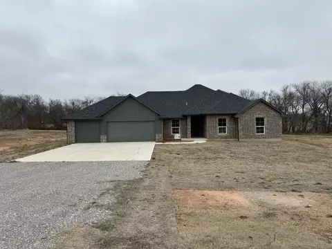 13967 Breezy Ln, Shawnee, OK 74804
