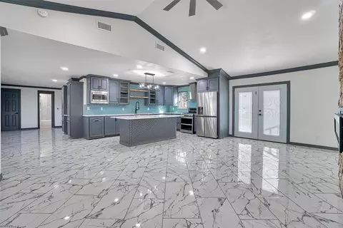 600 Kathy Ave, Altus, OK 73521