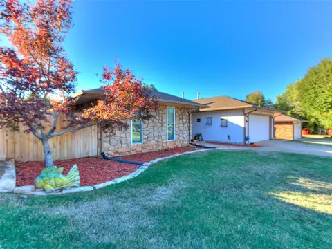 129 Lochwood Pl, Yukon, OK 73099