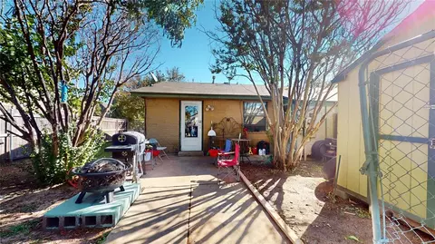 2129 Meench Dr, Moore, OK 73170 photo 24