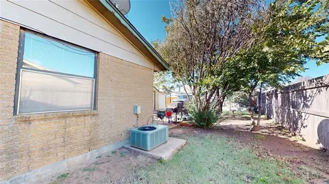 2129 Meench Dr, Moore, OK 73170 photo 26
