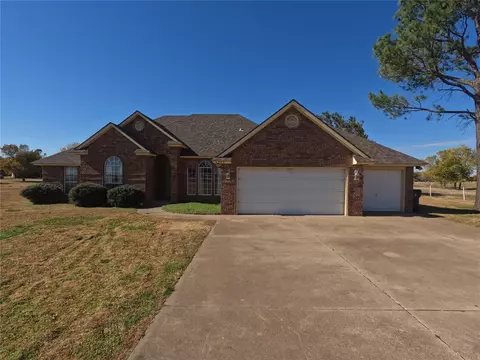 4113 Chase Cir, Yukon, OK 73099