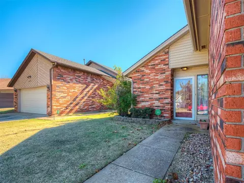 12900 Kim Ct, Oklahoma City, OK 73120