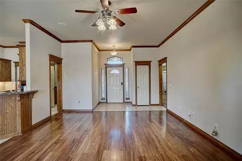 3224 SE 33rd St, Moore, OK 73165 photo 8