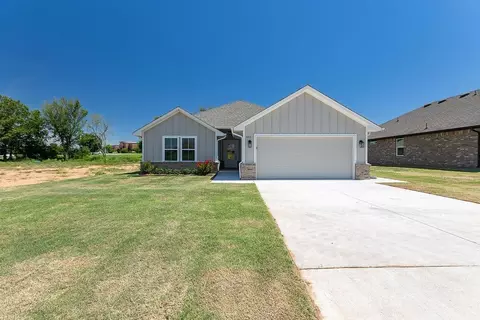 4313 Eloise Dr, Shawnee, OK 74804
