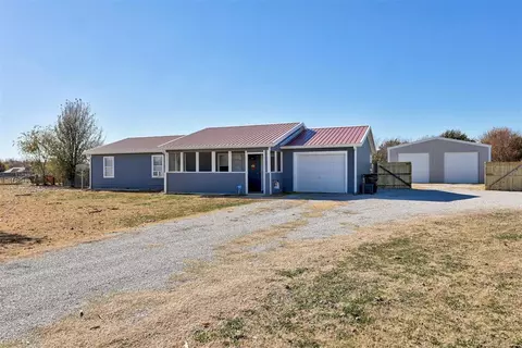 106 Cotton Tail Ln, Shawnee, OK 74804