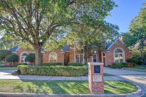 1800 Cedar Hill Rd, Norman, OK 73072