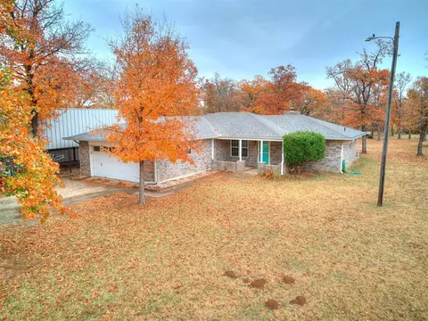 23 Janice Ln, Shawnee, OK 74801