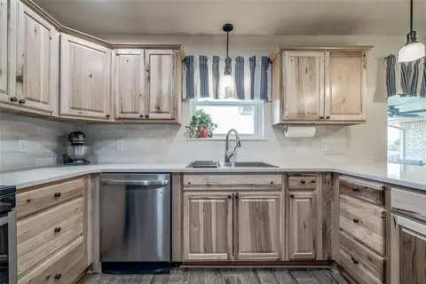 2837 NW 117th St, Oklahoma City, OK 73120